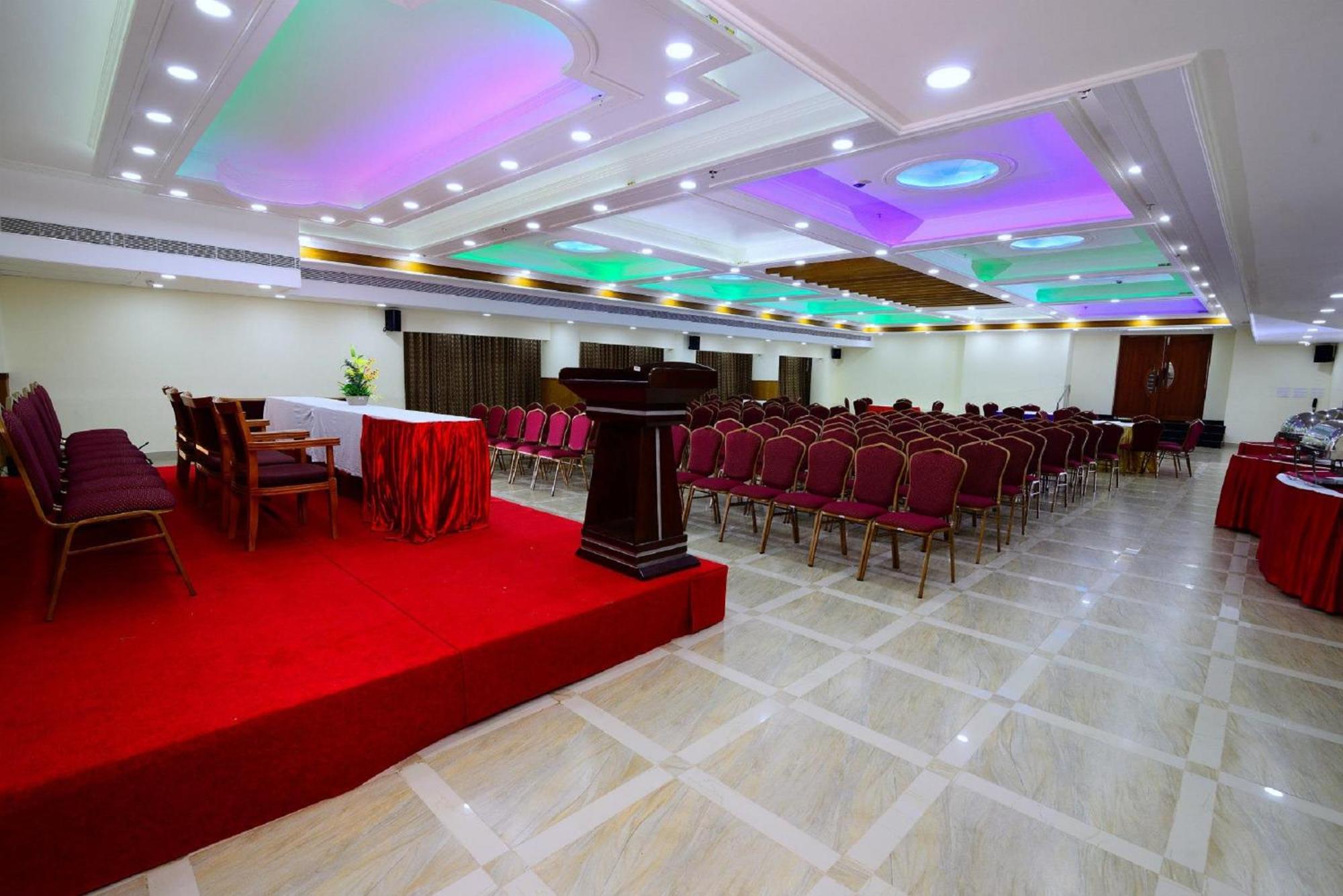Sps Kingsway Hotel Thiruvananthapuram Ngoại thất bức ảnh