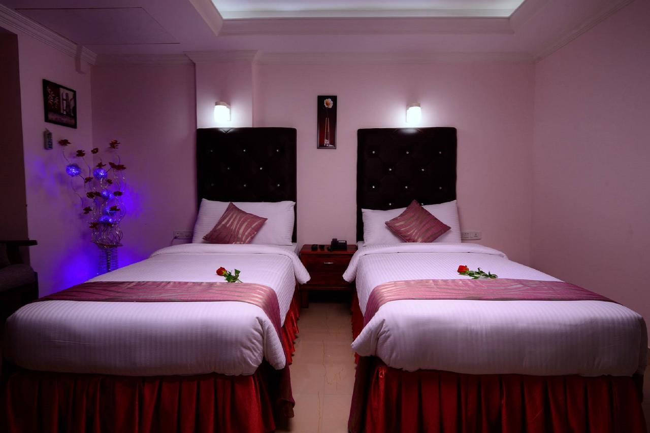 Sps Kingsway Hotel Thiruvananthapuram Ngoại thất bức ảnh